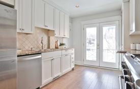 9-zimmer haus in der stadt in York, Kanada. C$2 424 000
