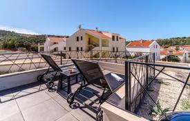 Wohnung – Sutivan, Split-Dalmatia County, Kroatien. 228 000 €