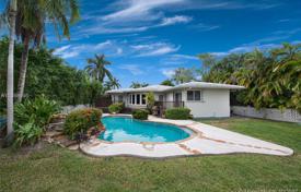 Villa – Bay Harbor Islands, Florida, Vereinigte Staaten. $2 500 000