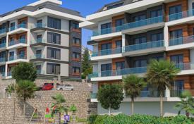 Wohnungen mit Meerblick in einem Komplex mit Pool in Alanya. 325 000 €