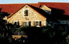 Haus in der Stadt – Split-Dalmatia County, Kroatien. 300 000 €