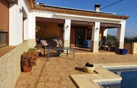 4-zimmer einfamilienhaus 240 m² in Calp, Spanien. 950 000 €