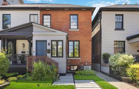 7-zimmer stadthaus in Old Toronto, Kanada. C$1 916 000