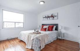 4-zimmer stadthaus in Scarborough, Kanada. C$1 141 000