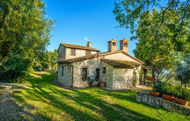 12-zimmer landgut 374 m² in Avigliano Umbro, Italien. 760 000 €