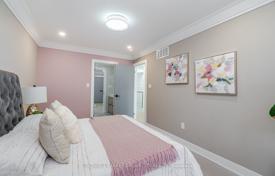 12-zimmer haus in der stadt in Scarborough, Kanada. C$2 214 000