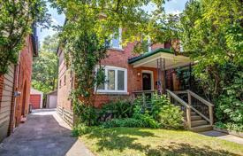 Haus in der Stadt – East York, Toronto, Ontario,  Kanada. C$1 488 000