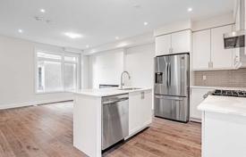 4-zimmer haus in der stadt in Scarborough, Kanada. C$2 014 000