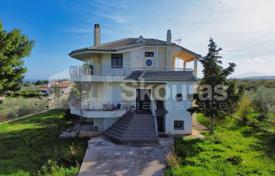 7-zimmer haus in der stadt 235 m² auf der Peloponnes, Griechenland. 400 000 €