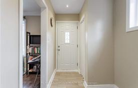 10-zimmer haus in der stadt in Scarborough, Kanada. C$1 294 000