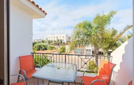 2-zimmer wohnung in Paralimni, Zypern. 169 000 €