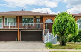 4-zimmer stadthaus in North York, Kanada. C$1 025 000