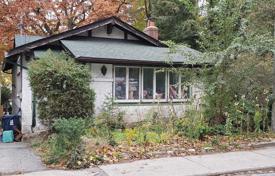 Haus in der Stadt – Queen Street East, Toronto, Ontario,  Kanada. C$1 605 000
