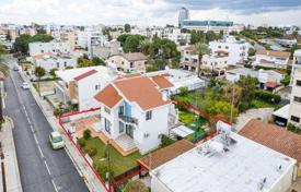 4-zimmer einfamilienhaus 340 m² in Nicosia, Zypern. 550 000 €