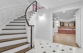 4-zimmer haus in der stadt in Scarborough, Kanada. C$2 630 000