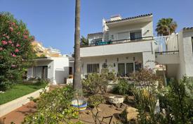 2-zimmer einfamilienhaus 72 m² in Playa de las Americas, Spanien. 450 000 €