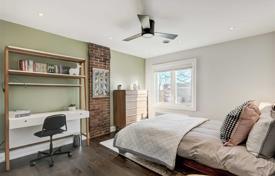 9-zimmer haus in der stadt in Scarborough, Kanada. C$2 375 000