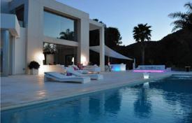 Villa – Ibiza, Balearen, Spanien. 44 000 €  pro Woche
