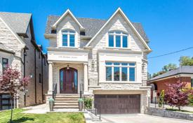 Haus in der Stadt – North York, Toronto, Ontario,  Kanada. C$2 425 000