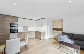 2-zimmer wohnung 70 m² in London, Vereinigtes Königreich. £525 000