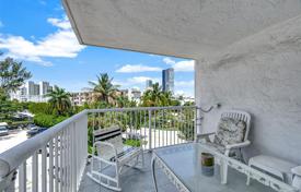 2-zimmer appartements in eigentumswohnungen 126 m² in Sunny Isles Beach, Vereinigte Staaten. $419 000