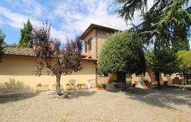 Villa – Castelnuovo Berardenga, Toskana, Italien. 695 000 €