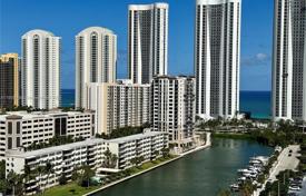 Eigentumswohnung – North Miami Beach, Florida, Vereinigte Staaten. $319 000