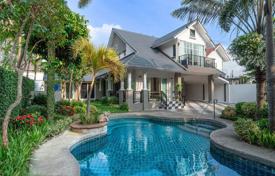 5-zimmer villa 315 m² in Pattaya, Thailand. $385 000