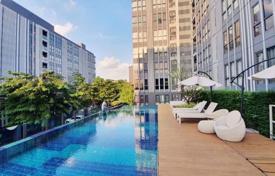 2-zimmer appartements in eigentumswohnungen in Phra Khanong, Thailand. $165 000