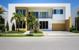 Einfamilienhaus – Doral, Florida, Vereinigte Staaten. 1 534 000 €