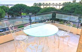 4-zimmer wohnung in Cannes, Frankreich. 6 500 €  pro Woche