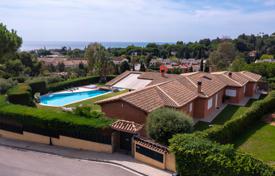 8-zimmer villa 877 m² in Sant Andreu de Llavaneres, Spanien. 2 800 000 €