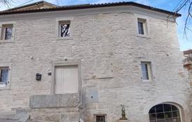 4-zimmer haus in der stadt 160 m² in Tinjan, Kroatien. 550 000 €