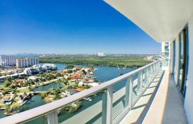 Neubauwohnung – Sunny Isles Beach, Florida, Vereinigte Staaten. 834 000 €