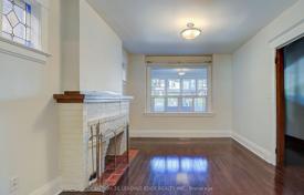 9-zimmer stadthaus in Old Toronto, Kanada. C$1 324 000