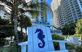 Eigentumswohnung – Collins Avenue, Miami, Florida,  Vereinigte Staaten. $740 000