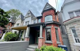 Stadthaus – Heintzman Street, York, Toronto,  Ontario,   Kanada. C$1 565 000