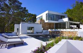 Villa – Ibiza, Balearen, Spanien. 15 800 €  pro Woche