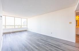 8-zimmer wohnung in Scarborough, Kanada. C$901 000