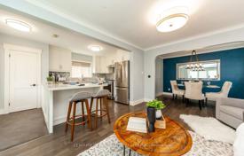 8-zimmer haus in der stadt in East York, Kanada. C$1 551 000