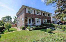 4-zimmer stadthaus in Etobicoke, Kanada. C$982 000