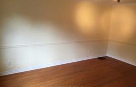 6-zimmer haus in der stadt in East York, Kanada. C$1 596 000