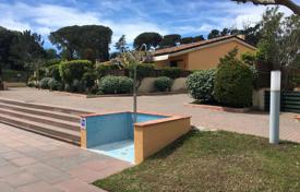 Einfamilienhaus – Gironès, Katalonien, Spanien. 2 560 €  pro Woche