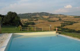 30-zimmer landgut 700 m² in Volterra, Italien. 2 500 000 €