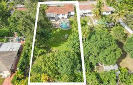 Haus in der Stadt – North Miami, Florida, Vereinigte Staaten. $830 000