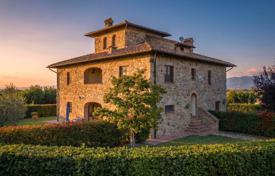 7-zimmer villa 500 m² in Cortona, Italien. 1 100 000 €