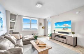2-zimmer appartements in eigentumswohnungen 112 m² in South Ocean Drive, Vereinigte Staaten. $785 000