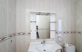 4-zimmer einfamilienhaus 300 m² in Alicante, Spanien. 765 000 €