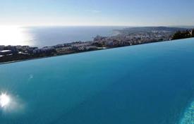 Villa – Sitges, Katalonien, Spanien. 7 200 €  pro Woche