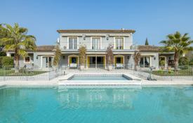 5-zimmer villa in Mougins, Frankreich. 10 000 €  pro Woche
